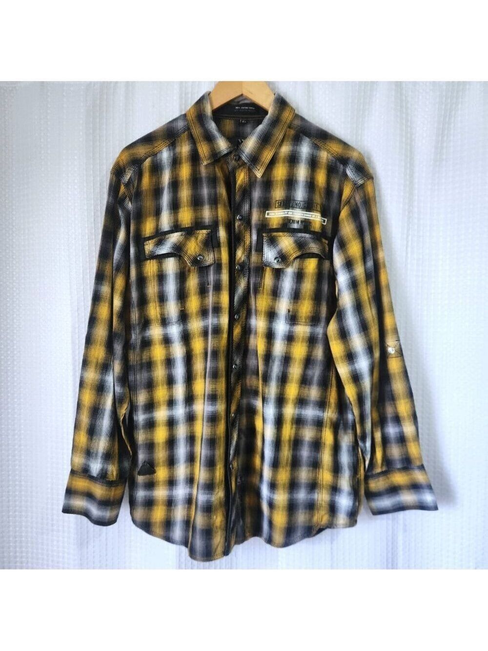 Men’s Plaid Snap Shirt • Western Style Long Sleeve Cotton Top • Size Medium